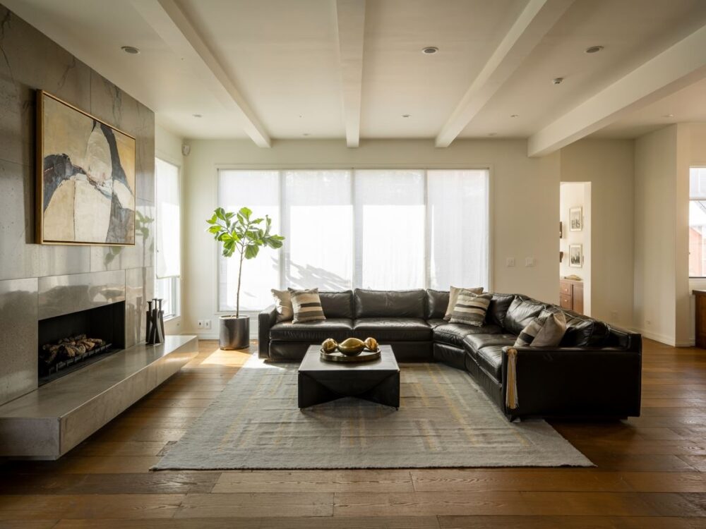 minimalistyczne wnętrze z roślinami