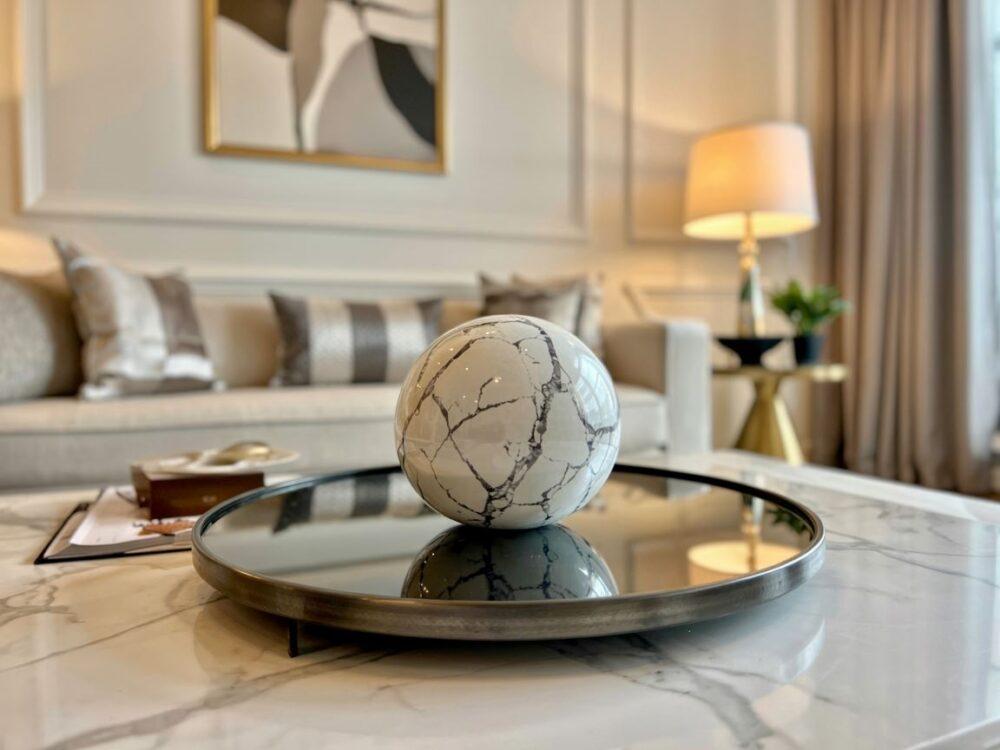 stolik kawowy z lustrem