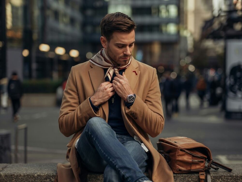 stylowe sposoby wiązania szalika